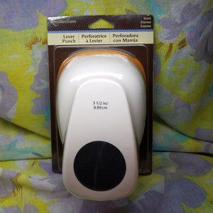 Giant Circle Lever Punch 3.5" Re-Issue